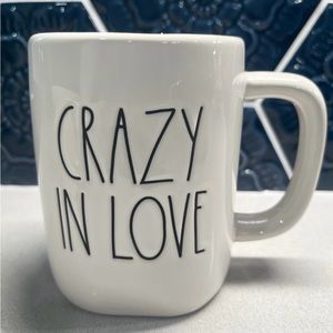 Rae Dunn Cray In Love